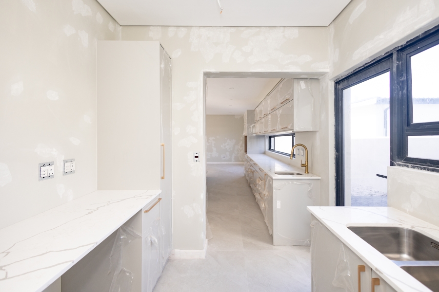 4 Bedroom Property for Sale in Sandown Western Cape